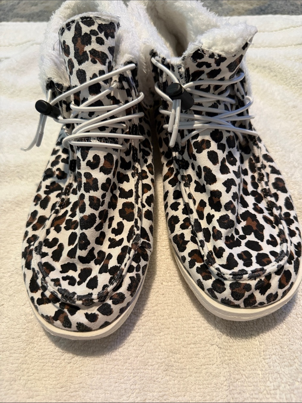 Outwoods Leopard Print Faux Fur Lined Women's Ankle Slippers - White/Brown/Black